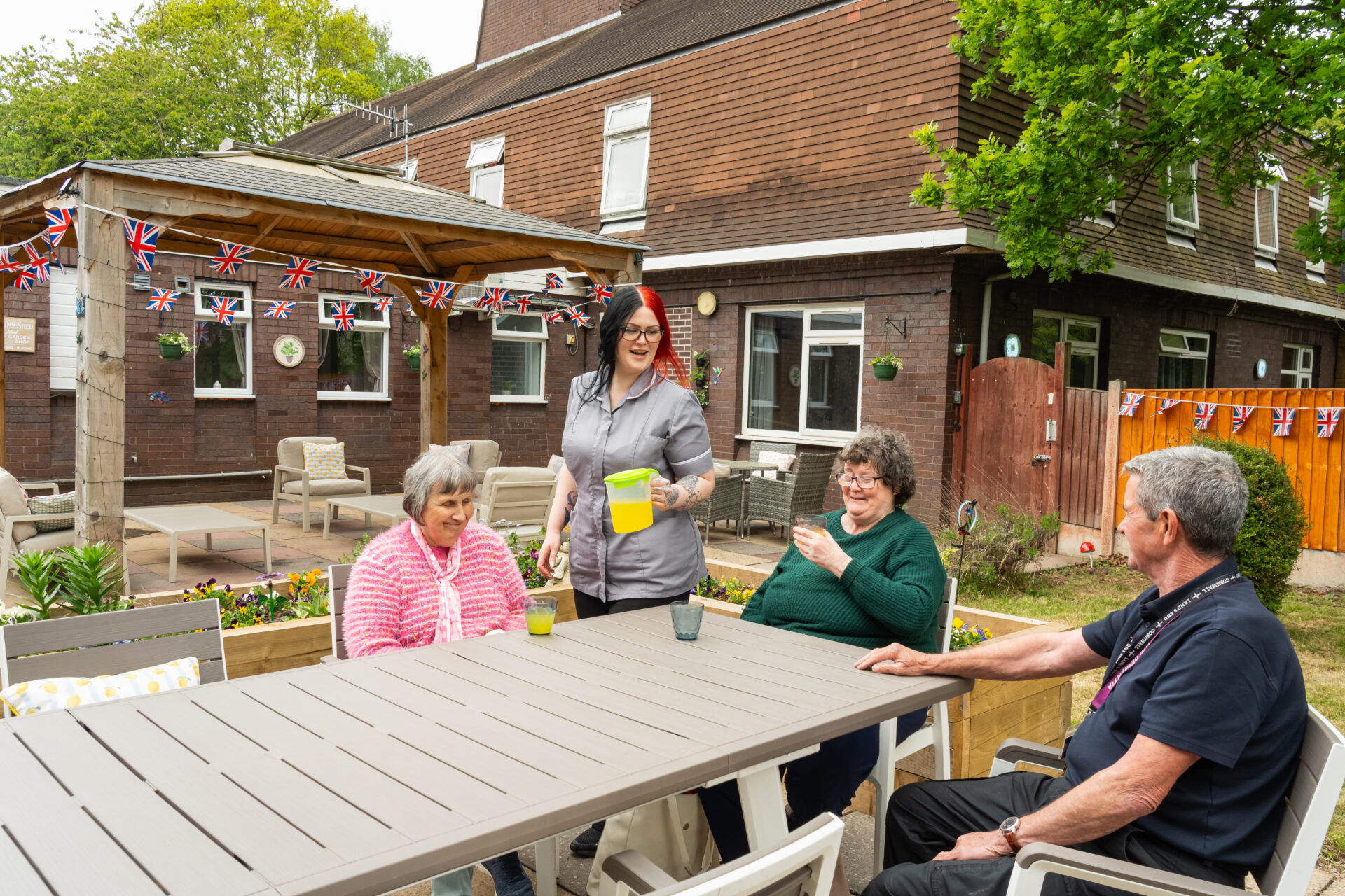 Agnes and Arthur 05311