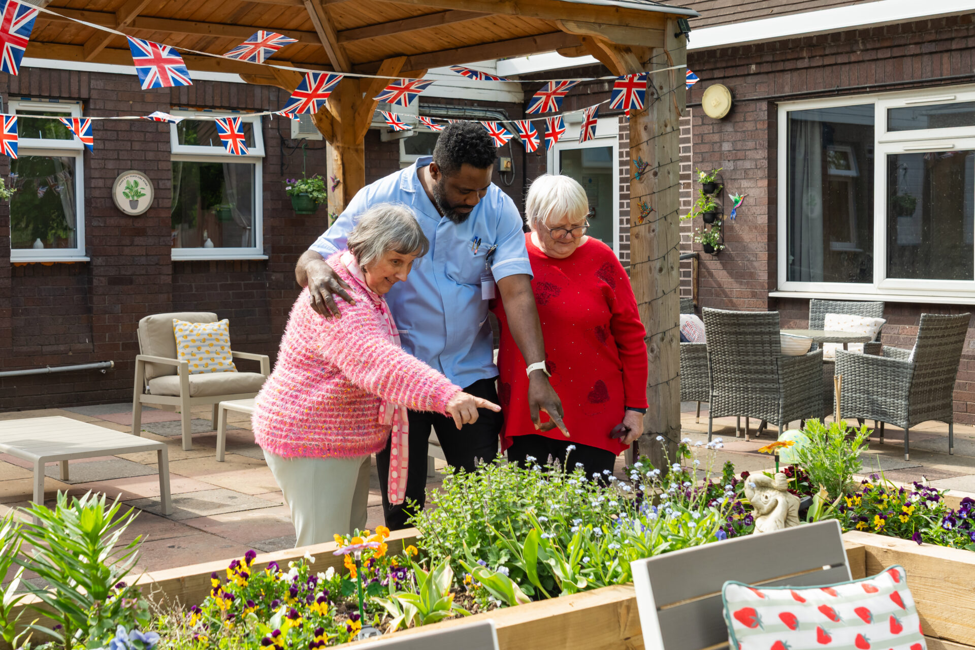 Agnes and Arthur 05608