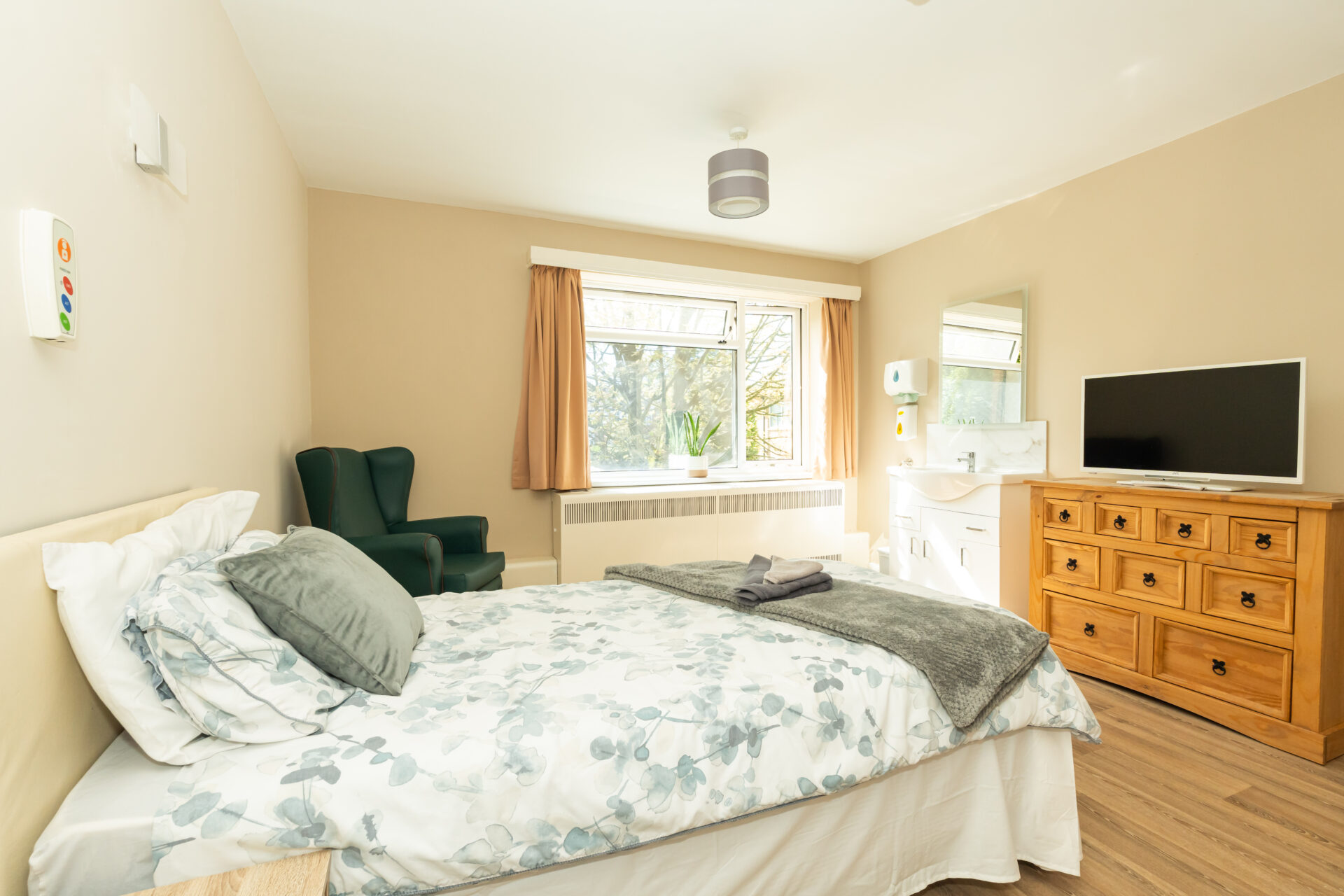 Florence House    015651